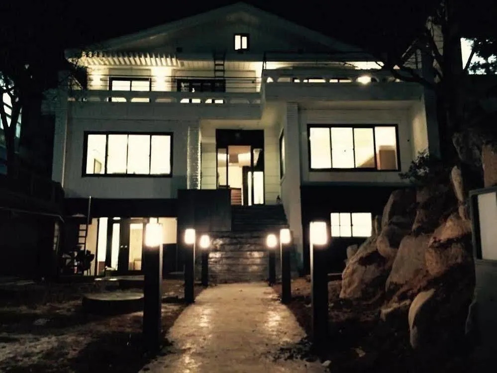 House 740 Vandrarhem Seoul