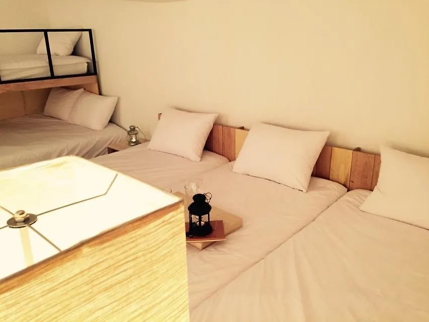 بيت شباب House 740 سيول