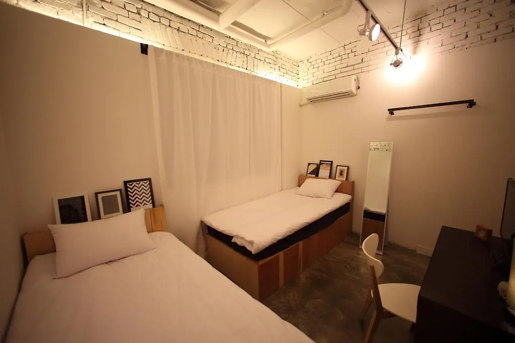 بيت شباب House 740 سيول