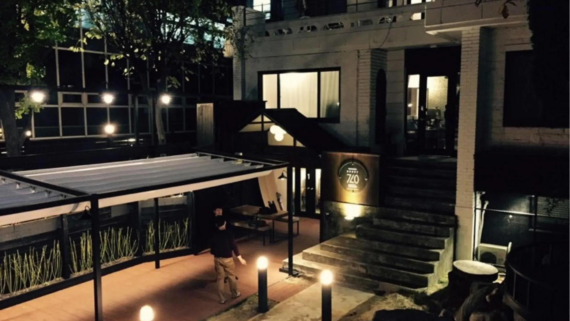 بيت شباب House 740 سيول